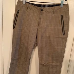 Lululemon sz 36 Commuter pant